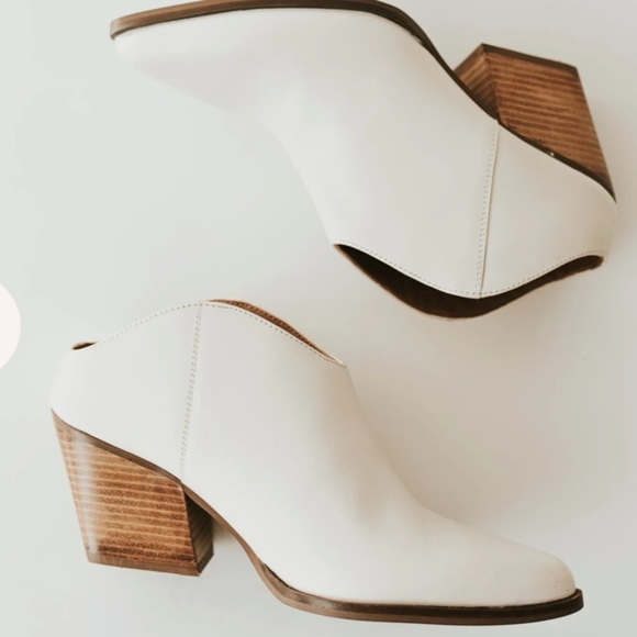 Seychelles Fancy Affair Boots leather in Off White size 10 new - Picture 2 of 5